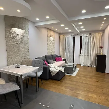 Apartamenty-plaza *