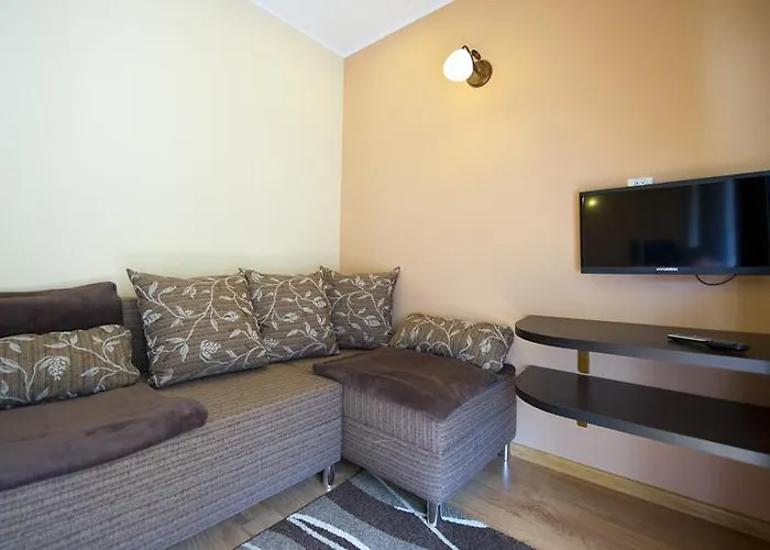 Apartamenty-plaza アパート